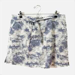 Lady Hagen Abstract Floral Watercolor Golf Skort With Short Invisible Back Zip